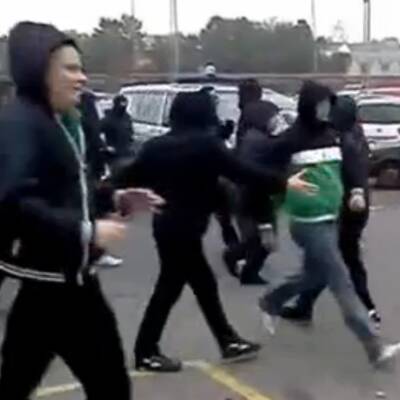 Die Bilder zu den Derby-Krawallen