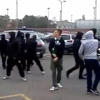 Die Bilder zu den Derby-Krawallen