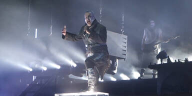 Sequenz 01.00_00_27_05.Standbild002.jpg