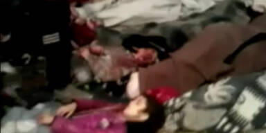 45 Frauen und Kinder erstochen und verbrannt