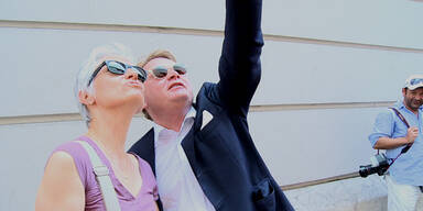 "Exhibition Surface" versch&ouml;nert Innenstadt