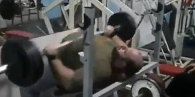 Kurios: Geballte Kraft durch Bierbauch Power