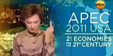 Moderatorin zeigt Obama den Finger