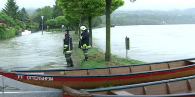 OÖ: Schärding versinkt im Hochwasser