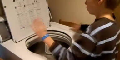 Gekonntes Drumsolo auf der Waschmaschine