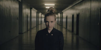 Leslie Clio - "I Told You So"