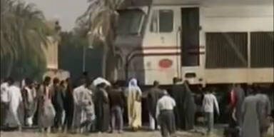 44 Kinder sterben bei Schulbus-Unfall