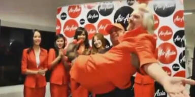 Virgin-Chef Branson als Stewardess