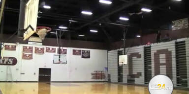 Irre Treffer: Basketball vs. Frisbee