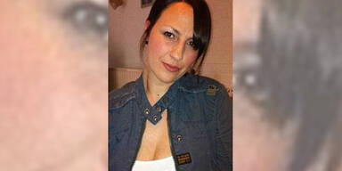 Diese Mutter (39) hat Sex mit drei Minderj&auml;hrigen, w&auml;hrend eigene Kinder im Haus sind