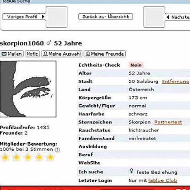 Mit Fußfessel im Sex-Chat