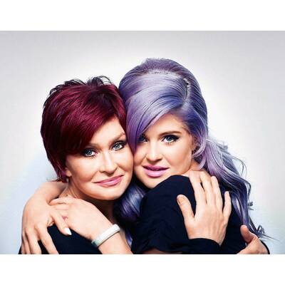 Christina Applegate (41) 