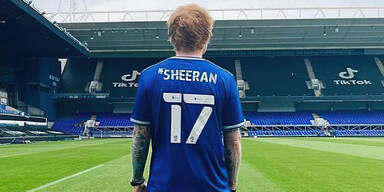 Popstar Ed Sheeran in einem Ipswich-Trikot