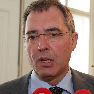 Ruth Elsner, Ehefrau