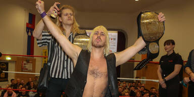 PW&Ouml; Tag Team Champions Binolt Leach und Joe Bravo aus Wien&nbsp;