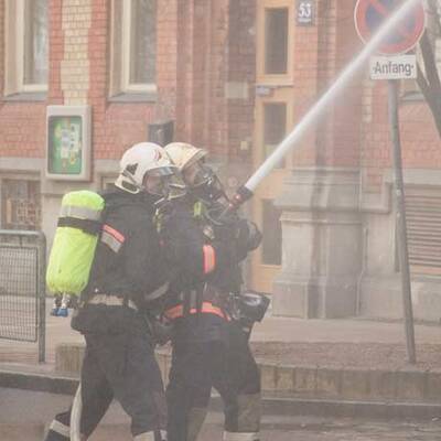 Wiener nach Brand in Lebensgefahr