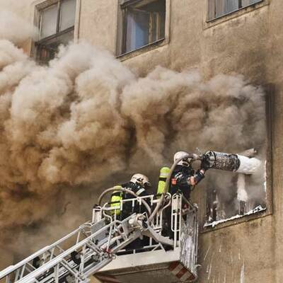 Wiener nach Brand in Lebensgefahr