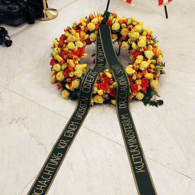 Die Aufbahrungshalle 2