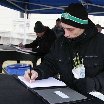 Die Aufbahrungshalle 2