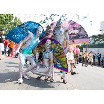 Tausende feiern Homosexuellen- und Transgender-Demo.