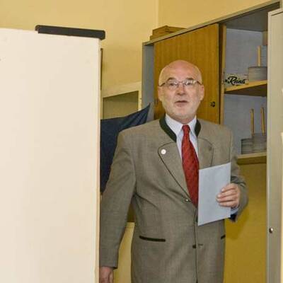 Gehring gibt seine Stimme ab