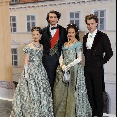 Hannah Herzsprung & Sabin Tambrea