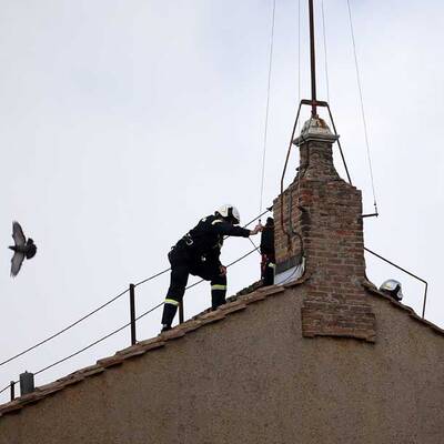 Ofen für Papstwahl in Sixtina bereit