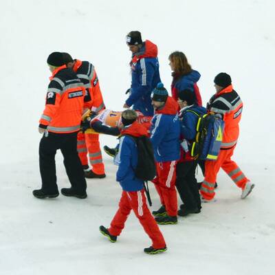 Horror-Sturz überschattet Training in Klingenthal