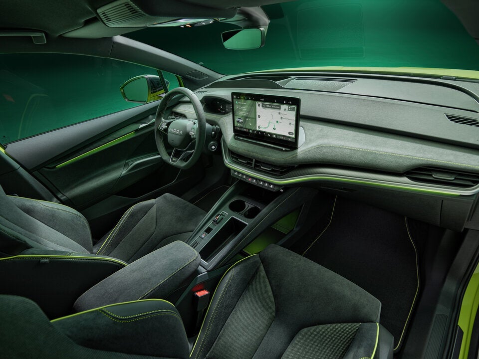 5-Zoll-TFT-Display, 13-Zoll-Zentral-Touchscreen. 