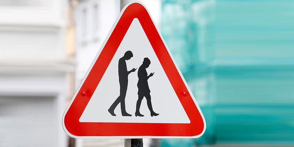 Mehr Verkehrstote durch Smartphones als durch Alkohol