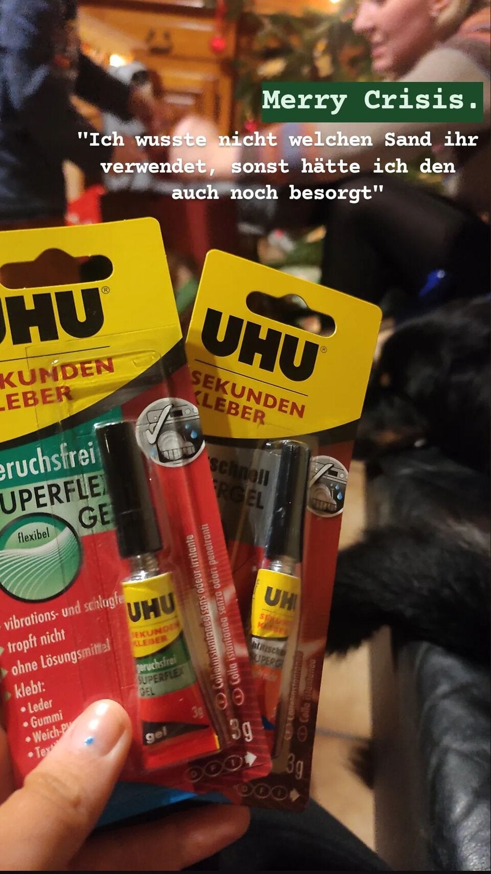 Superkleber als Weihnachtsgeschenk für Klima-Shakira Anja Windl