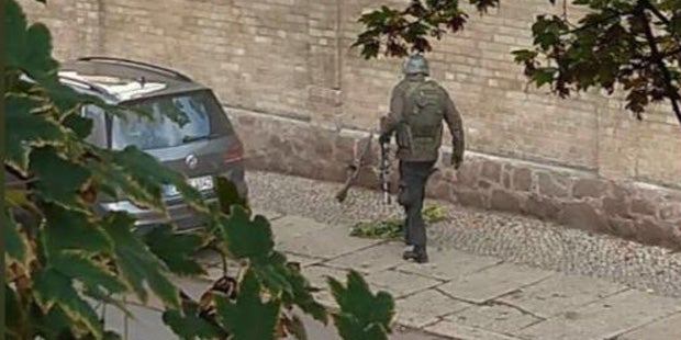 Das ist der Nazi-Killer von Halle: Er streamte Tat live im Internet