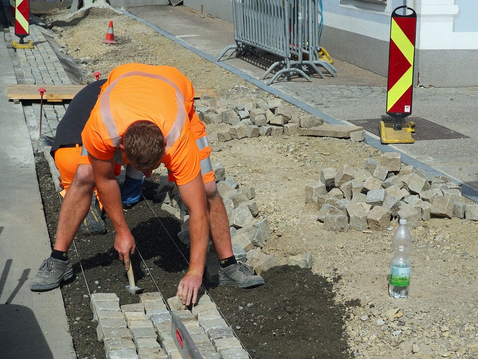 Niederösterreich saniert und modernisiert das Straßennetz.