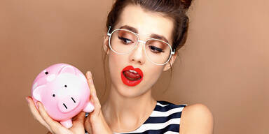 Banken geben h&ouml;here Zinsen kaum an Sparer weiter