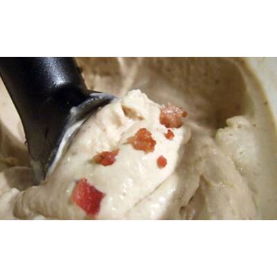 Erdbeer-Balsamicoessig-Eis