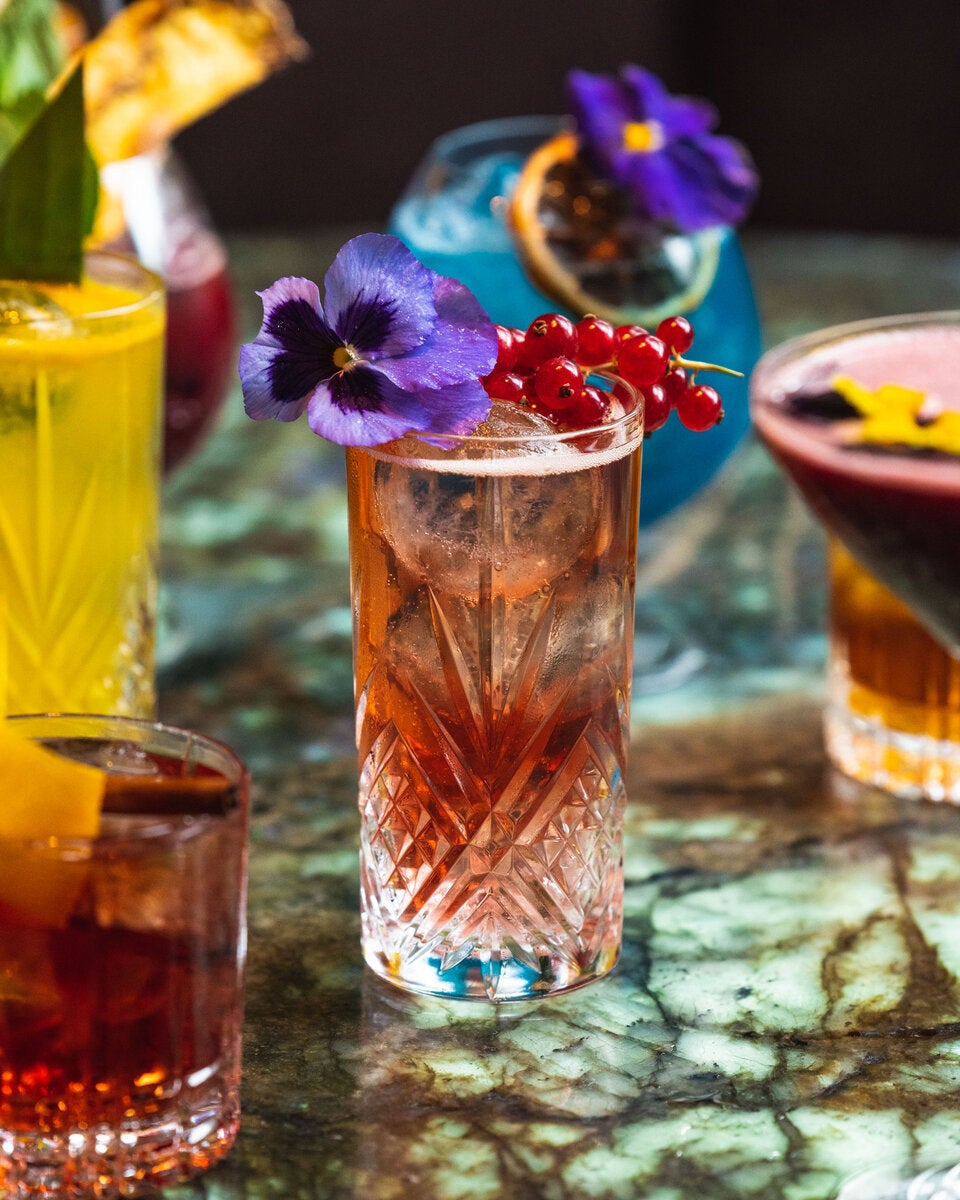 Die schönsten Rooftop-Bars, Grün-Oasen und Schanigärten in Wien