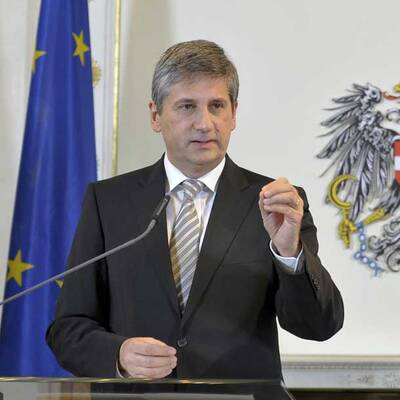 Ordensflut für Regierungsmitglieder