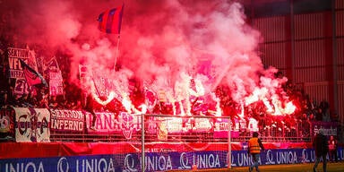 Austria-Fans am alten Sportclub-Platz