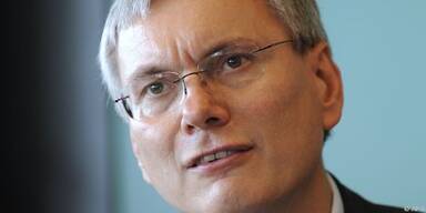 Stöger akzeptiert Prölls Ablehnung des Kassensanierungspakets