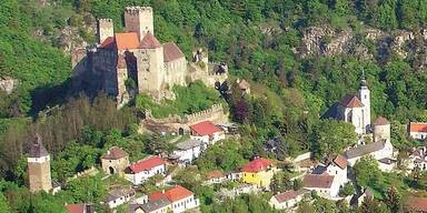Feuerwehr sichert Trinkwasserversorgung in Hardegg (N&Ouml;)