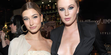 Hailey & ireland Baldwin