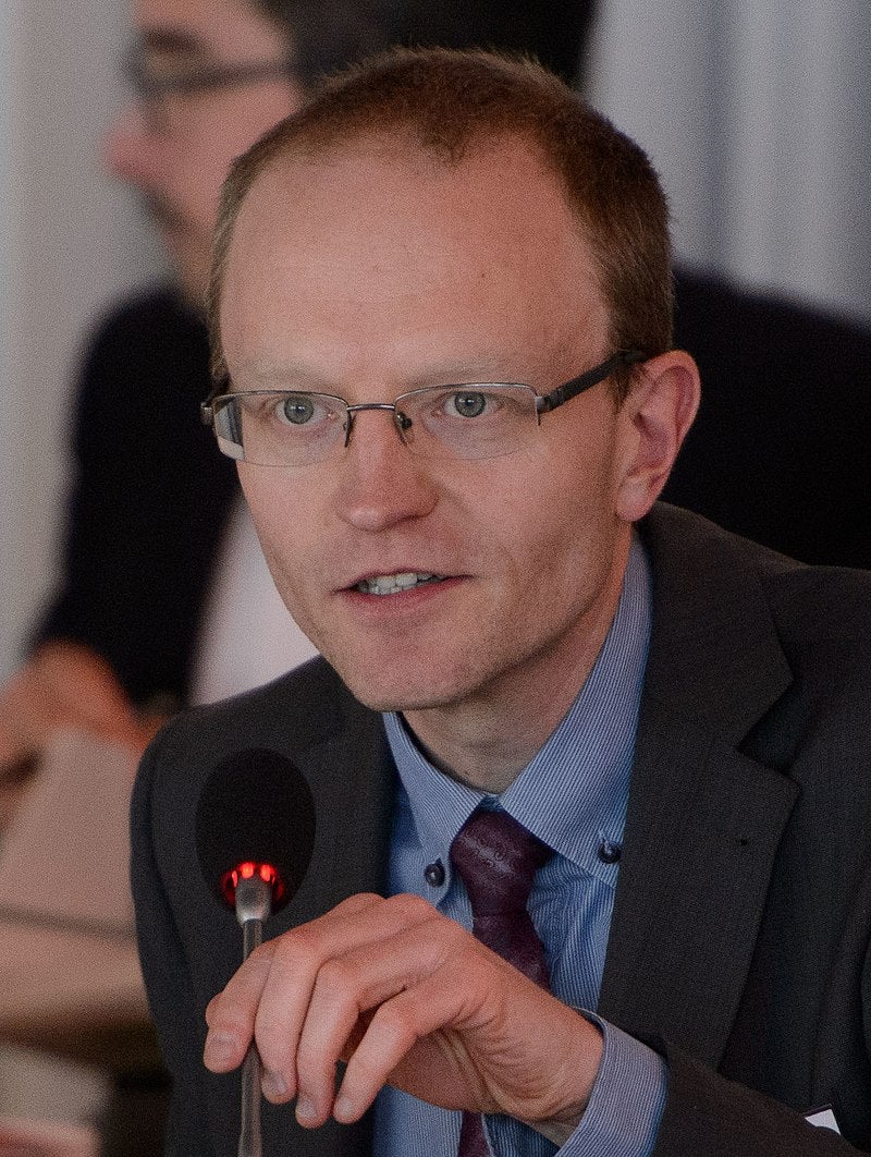 Stefan Meister