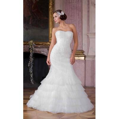 Brautmode 2011 von Steinecker