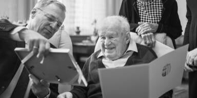 LH Stelzer mit  verstorbenem Alt-LH Ratzenb&ouml;ck