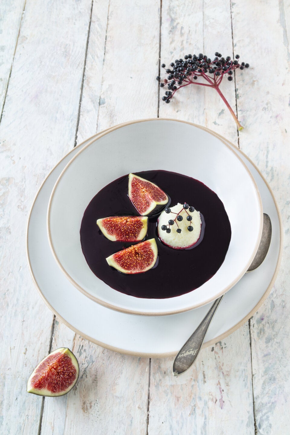 Holunderbeeren Desserts: 4 kreative Rezepte, die Sie probieren müssen