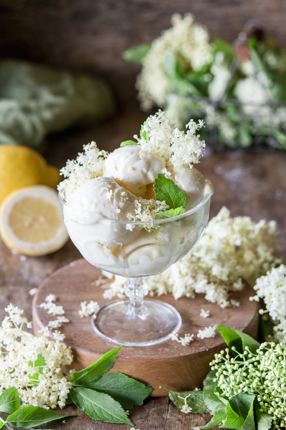 So schmeckt der Frühsommer: Himmlische Desserts mit Holunderblüte