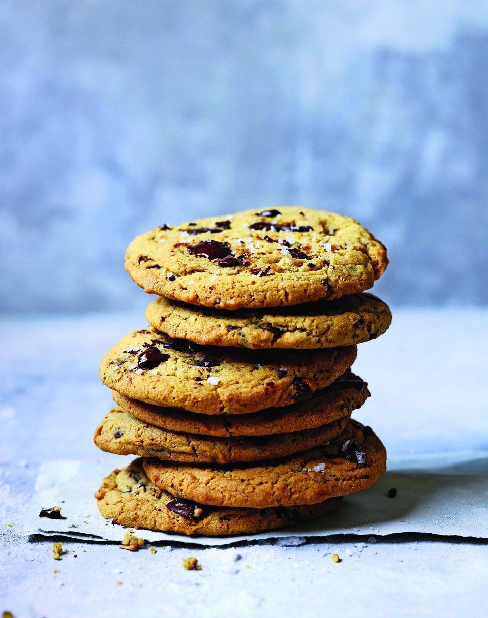 Süßes mit salziger Note: Chocolate Cookies, Schokoladentarte & Erdnuss-Schnecken