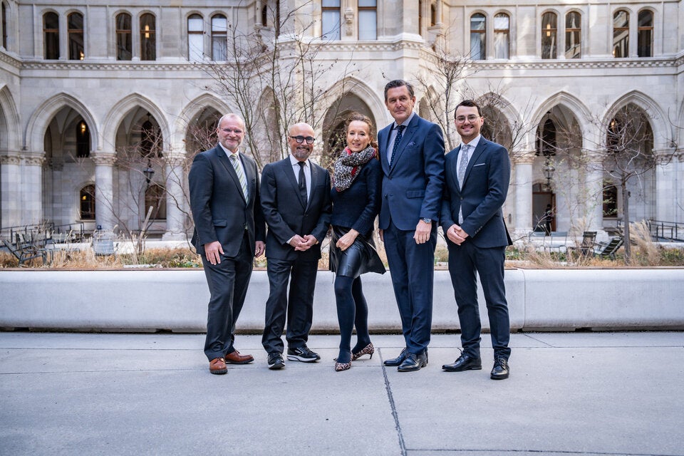 stolzaufwienbarbarohanke