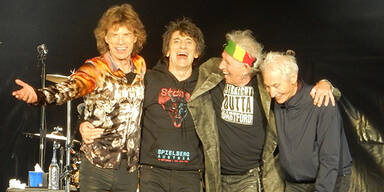 StonesSpielberglive9.jpg