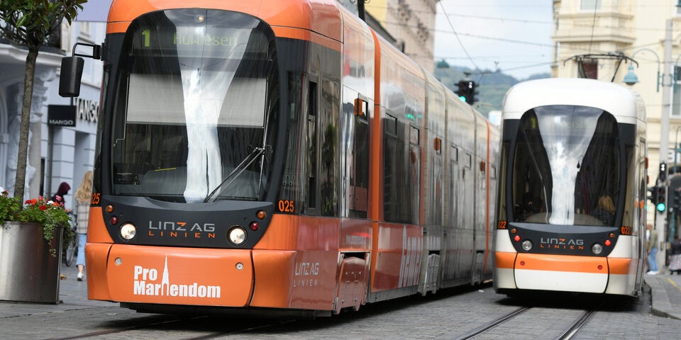 Straßenbahnen am Linzer Taubenmarkt
